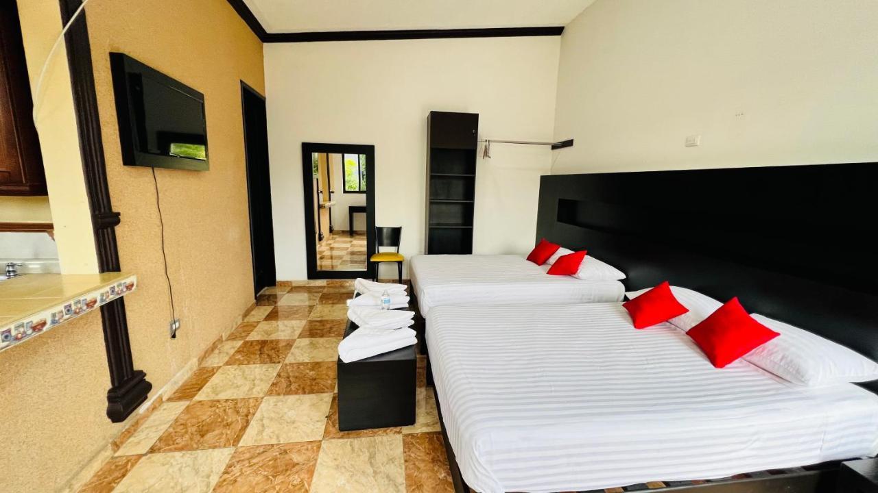Hotel Villa Pralaya Хьютепек Экстерьер фото