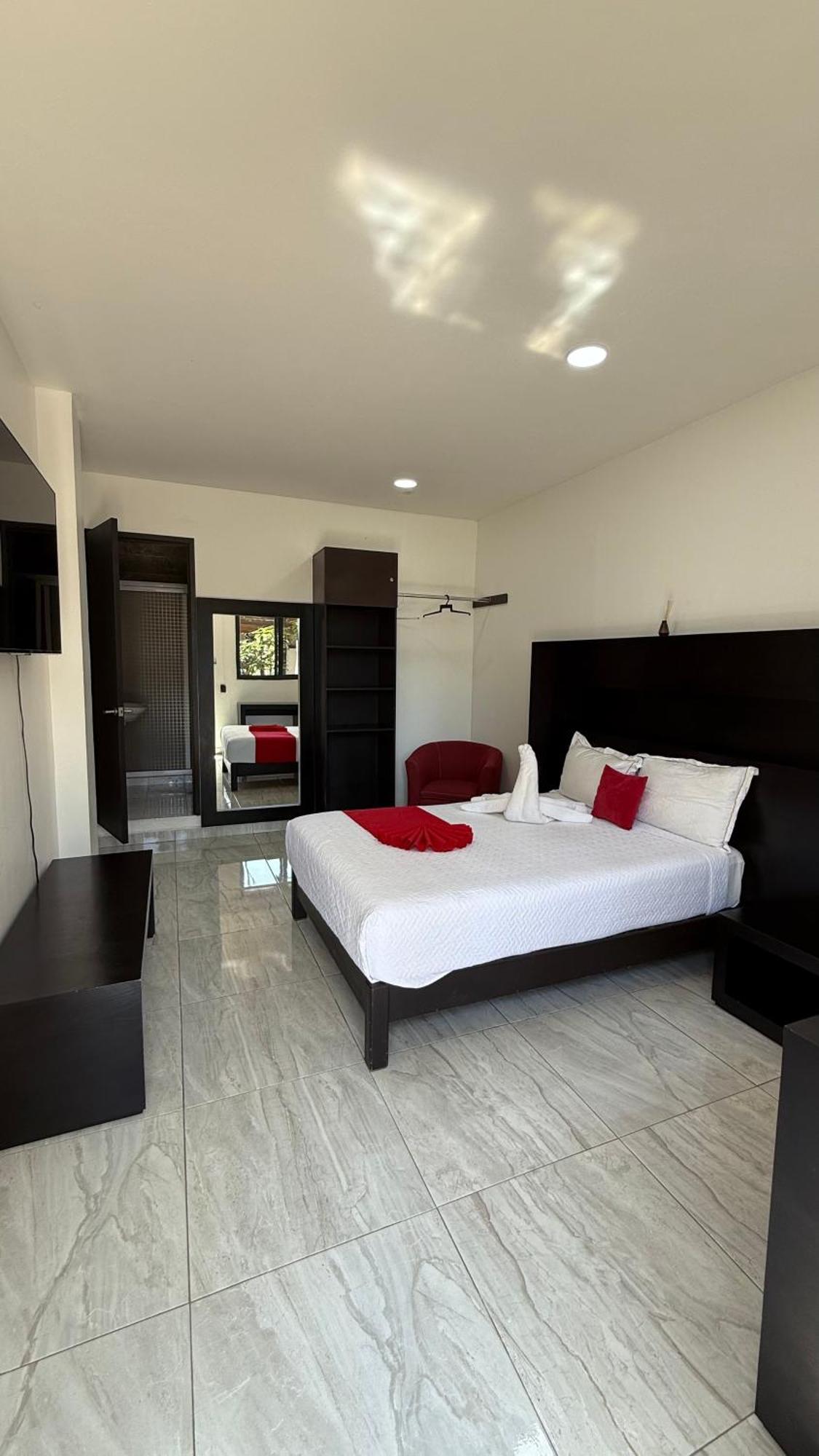 Hotel Villa Pralaya Хьютепек Экстерьер фото